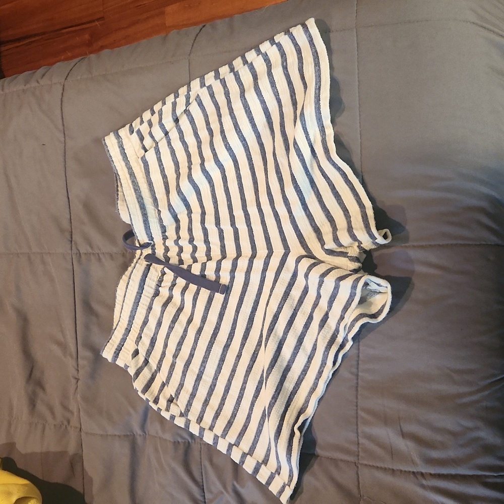Old Navy cotton shorts,  blue and slightly off white,  size L